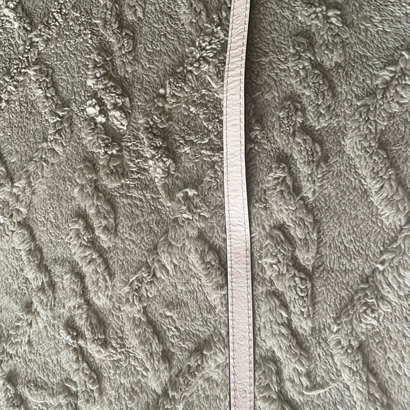 EUC Kate Spade Light Pink Crossbody Bag - Picture 8 of 9